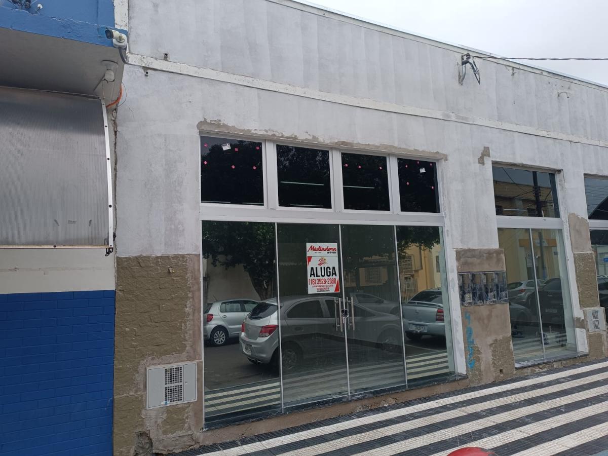 Comercial, Bairro: Centro